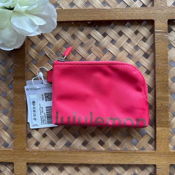 NWT Lululemon Clippable Card Couch - Picture 2 of 4